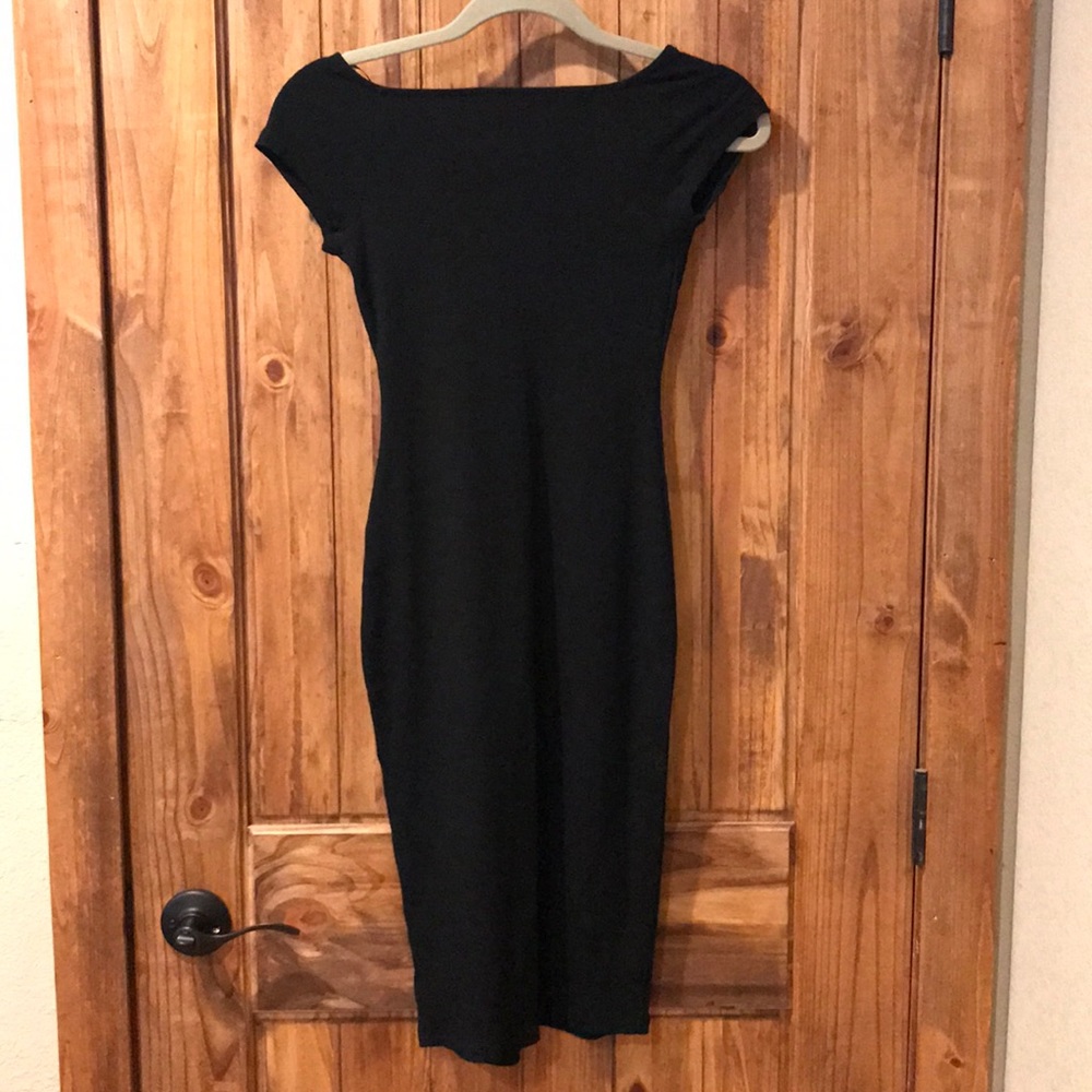 Black dress, low back